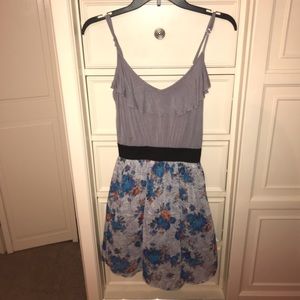 Sun dress with floral print skirt